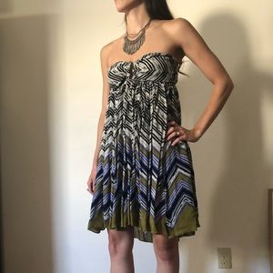 🚫SOLD🚫  People Strapless Backless Dress